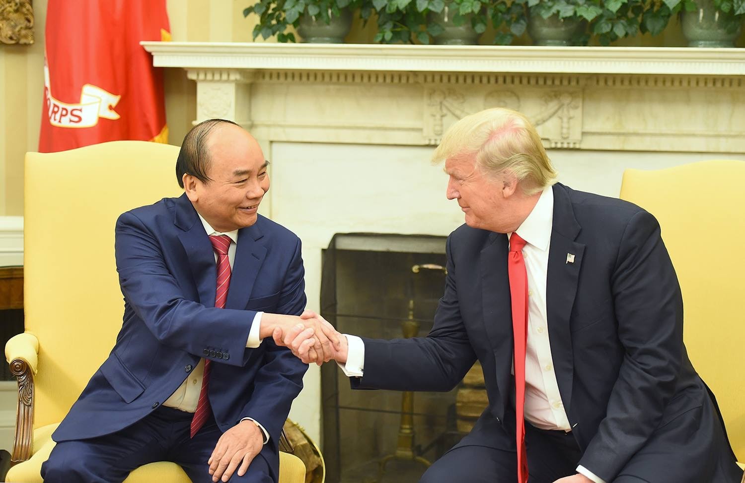 Prime Minister Nguyen Xuan Phuc's meeting with President Donald Trump: a memory